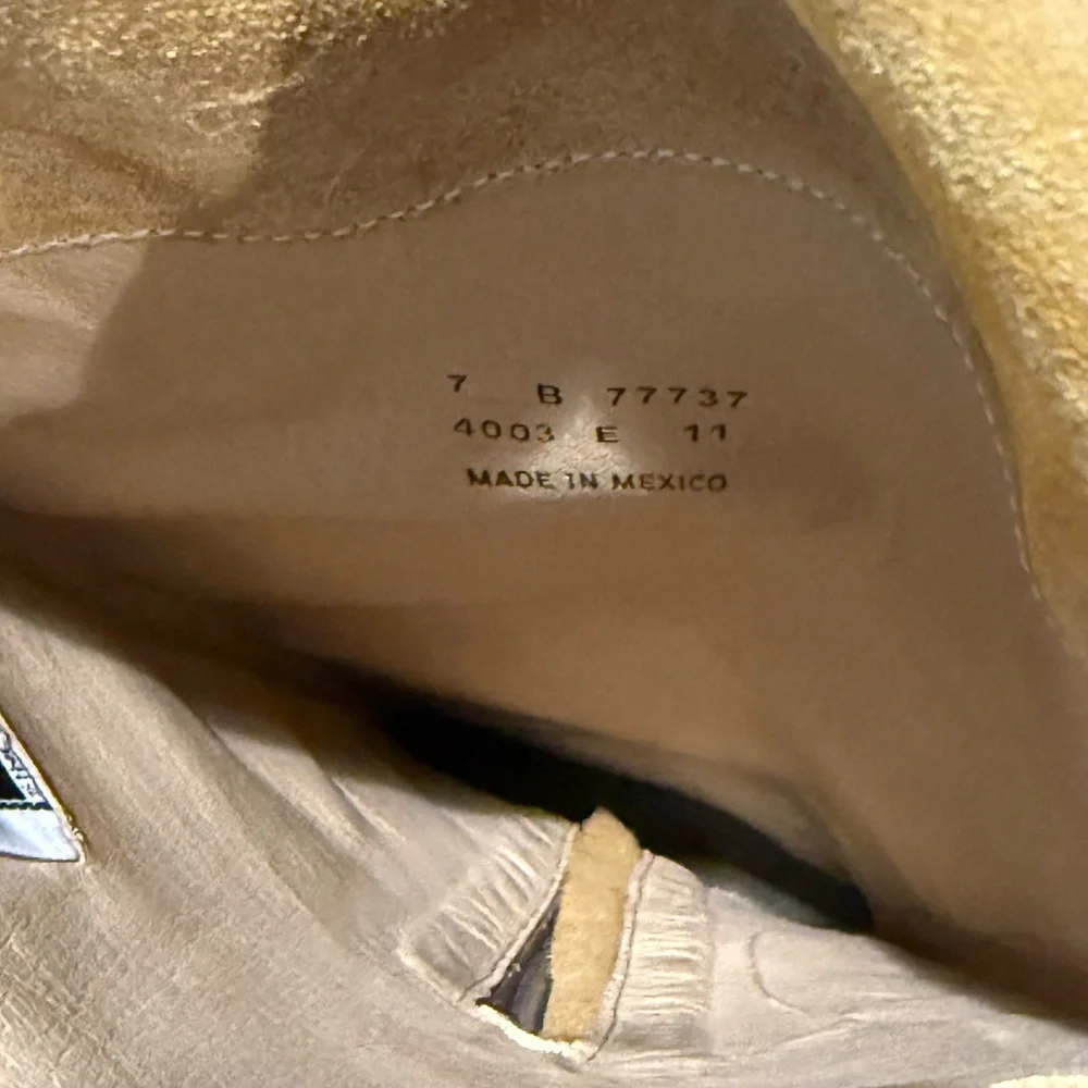 FRYE TAN LEATHER BOOTS CAN BE WORN HIGH OR FOLDED OVER EUC AND VINTAGE !